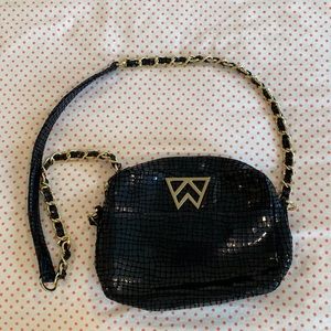 Kelly Wynne Mingle Mingle crossbody mini - black faux lizard